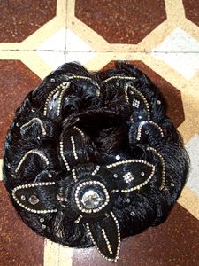 Beautiful Readymade Hairstyle (Fixed Rate)