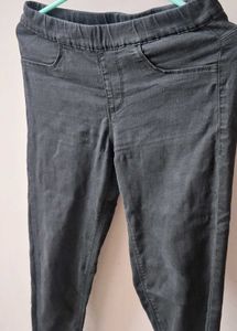 Black Slim-fit Jeggings