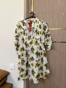 Brand New Floral Print Top