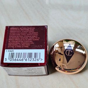 Charlotte Tilbury Airbrush Flawless Finish Compact