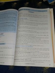 Navneet Digest Standard VI 6th - History &amp; Civics