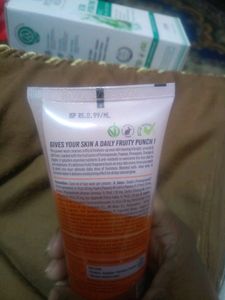 Fruit Power Face Wash Gel