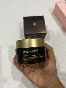 Medicube Deep Vita C Capsule Cream