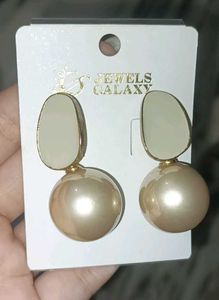 Jewels Galaxy Earrings