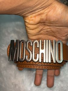 Moschino belt