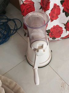 Juicer Machine
