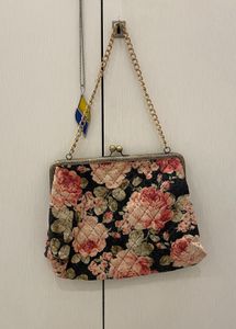 Floral Clutch bag (Quilted)