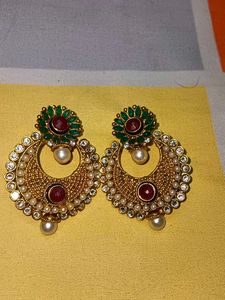 kundan Earrings set