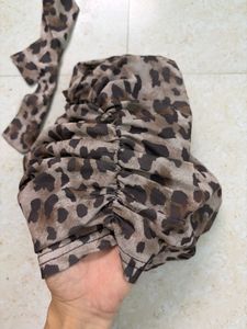Chic Leopard Print Top😇 ( worn once)
