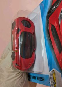 Hot Wheels Ferrari SF90 Stradale - Collector&#39;s Ite