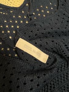 CECIL MCBEE Knit Top
