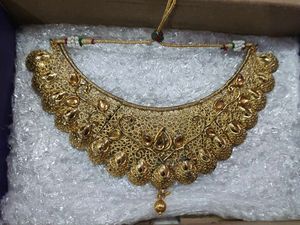 Elegant Gold  Indian Bridal Necklace with Tikka