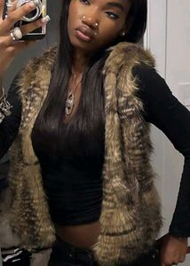 Vintage Fur Vest 🪩👯‍♂️💅