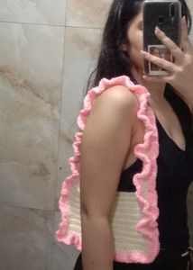 Crochet Ruffle Shoulder Bag!!