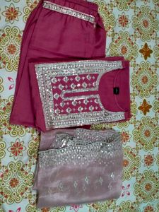 Pink Suit Set With Organza Dupatta