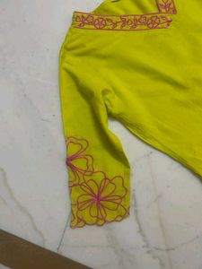 Floral Embroidered Kurta