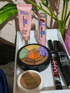 Makeup Kit (excluding insight highlighter)