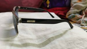 Sunglass
