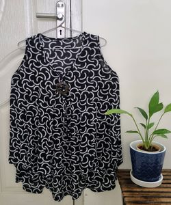 Casual Black A-line Top
