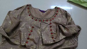 Women M Ethnic Kurta Used 3-4 Times For Few Hrs
