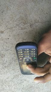 Mobile working but desplay problem