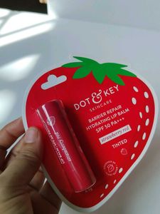 Dot & Key Strawberry Lip Balm SPF 50