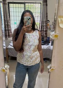 Lace Sleeveless Top