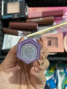I’m Selling Sheglam Highlighter In Shade Stardust