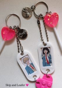 Skip &amp; Loafer Keychain 🩷✨