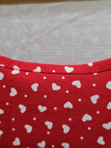 Red Heart Print Puff Sleeve Top