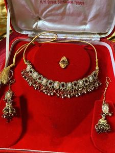 Beautiful light weight necklace set with jhumkas