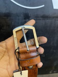 Blackberrys Brown Leather Belt