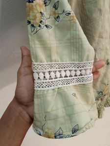 Green Flower Top