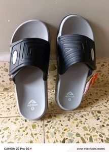 ADDA Unisex Slides Size 6