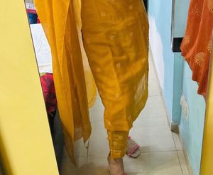 Sleeveless  Kurti Set