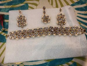 Elegant Pearl &amp; Crystal Jewelry Set