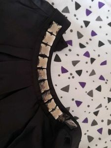 Sleeveless Black A Line Top