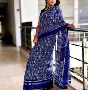 New Elegant Blue Printed Saree With Blouse Piece