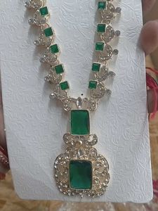 Partyware Designer Rani Haar  Stone Base Set