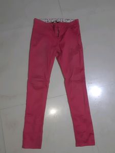 Womens  Pink Colour Skinny Jeans 28 Size