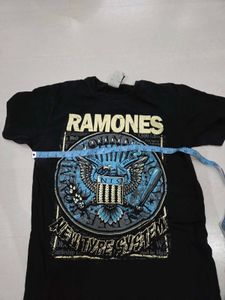 Ramones band  Graphic Tee Timberwolves brand l