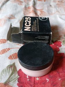 NC25 Mineralize Loose Foundation Powder – 30g 🖤