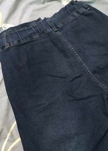 Charcoal Colour Jeans With Elastic Front Look