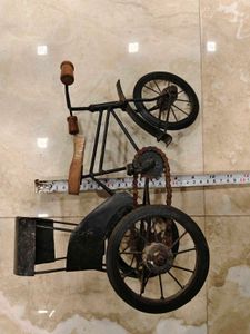 rikshaw showpiece for home decoration made of iron