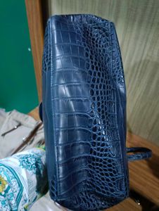 Imported 🐊 Crocodile Pattern Hand Bag
