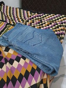 Light Wash Jeans