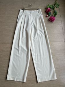 Offwhite Highwaist Korean Trousers