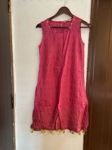 Pink Sleeveless Tunic Top