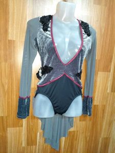 Beautiful Dance Costume 19 oct10