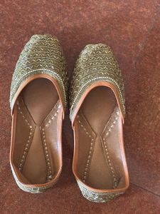 Gold Embellished Indian Juttis